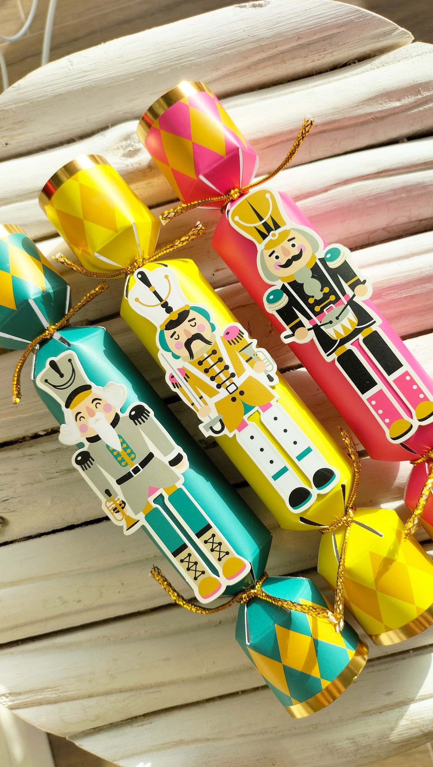 NUTTY NUTCRACKER set labbra