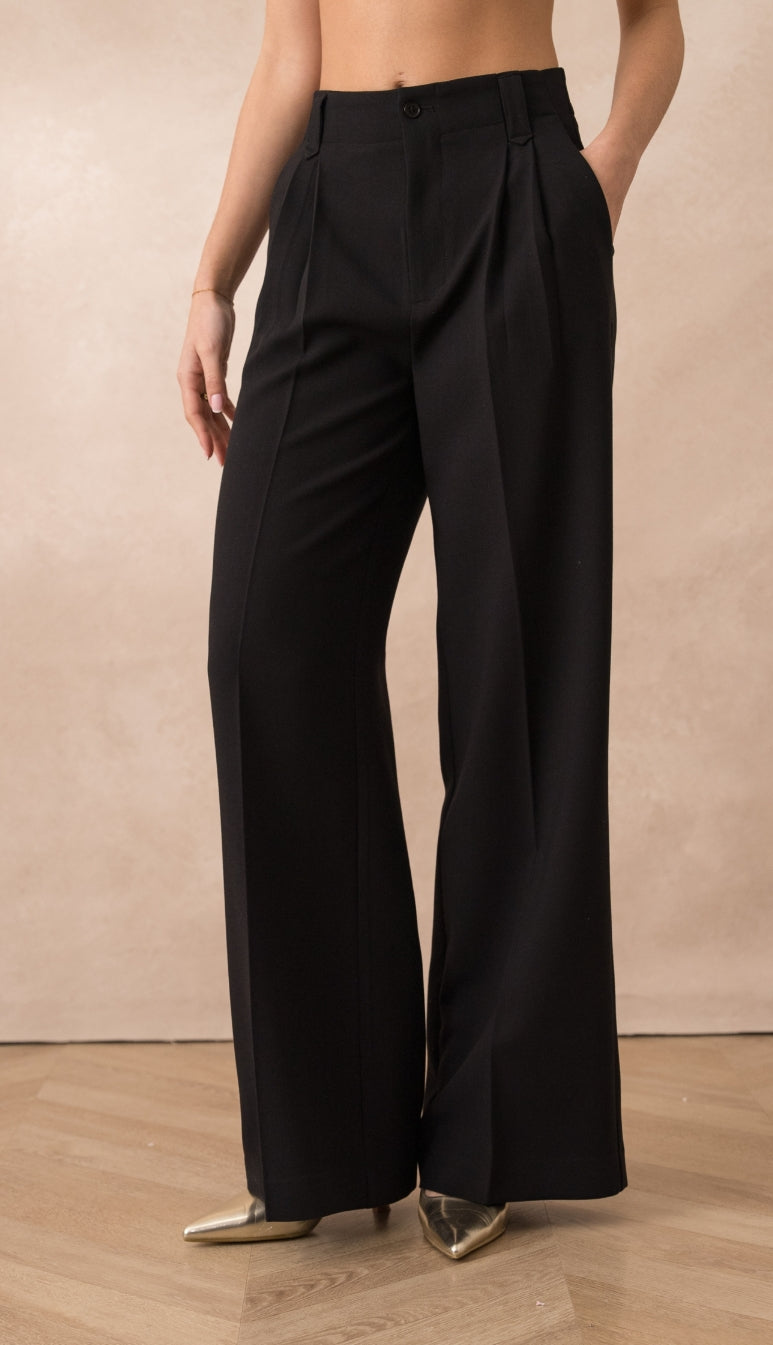Pantaloni aura