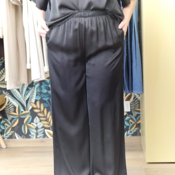 Pantalone largo nero