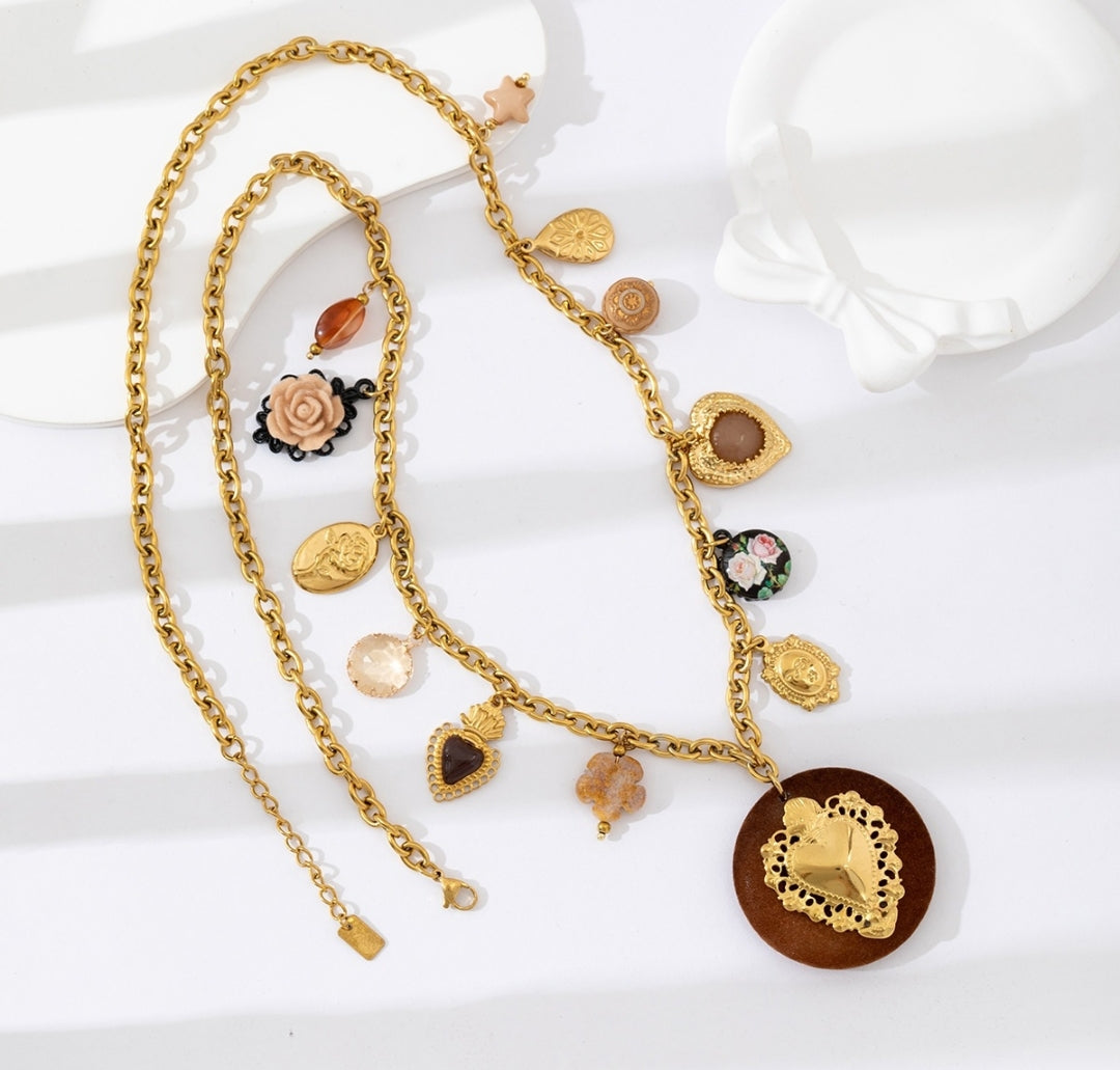 COLLIER ROWENA
